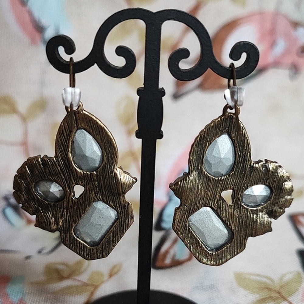 Brass Tone Crystal Clear Formal Chandelier BLING Bridal Jewelry Pierced Earrings - Picture 5 of 12